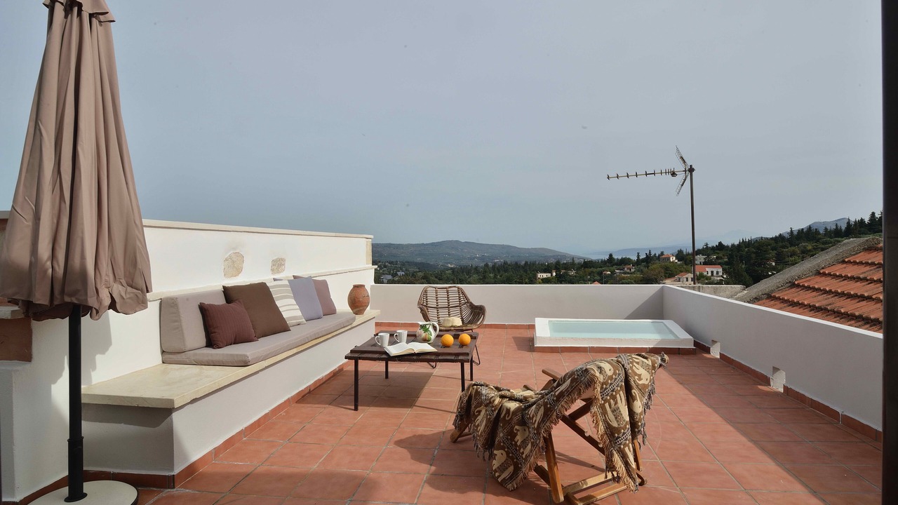Photo of Patio Balcony in Tzitzifes