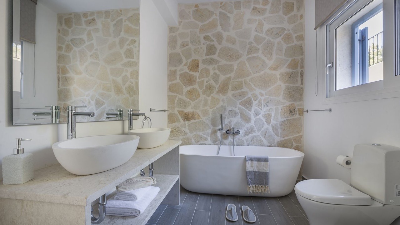 Photo of Bathroom in Antipata