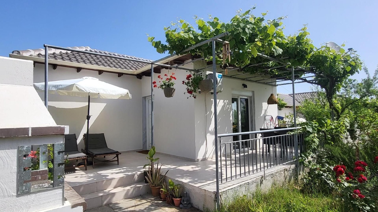 Photo of Patio Balcony in Skala Potamias
