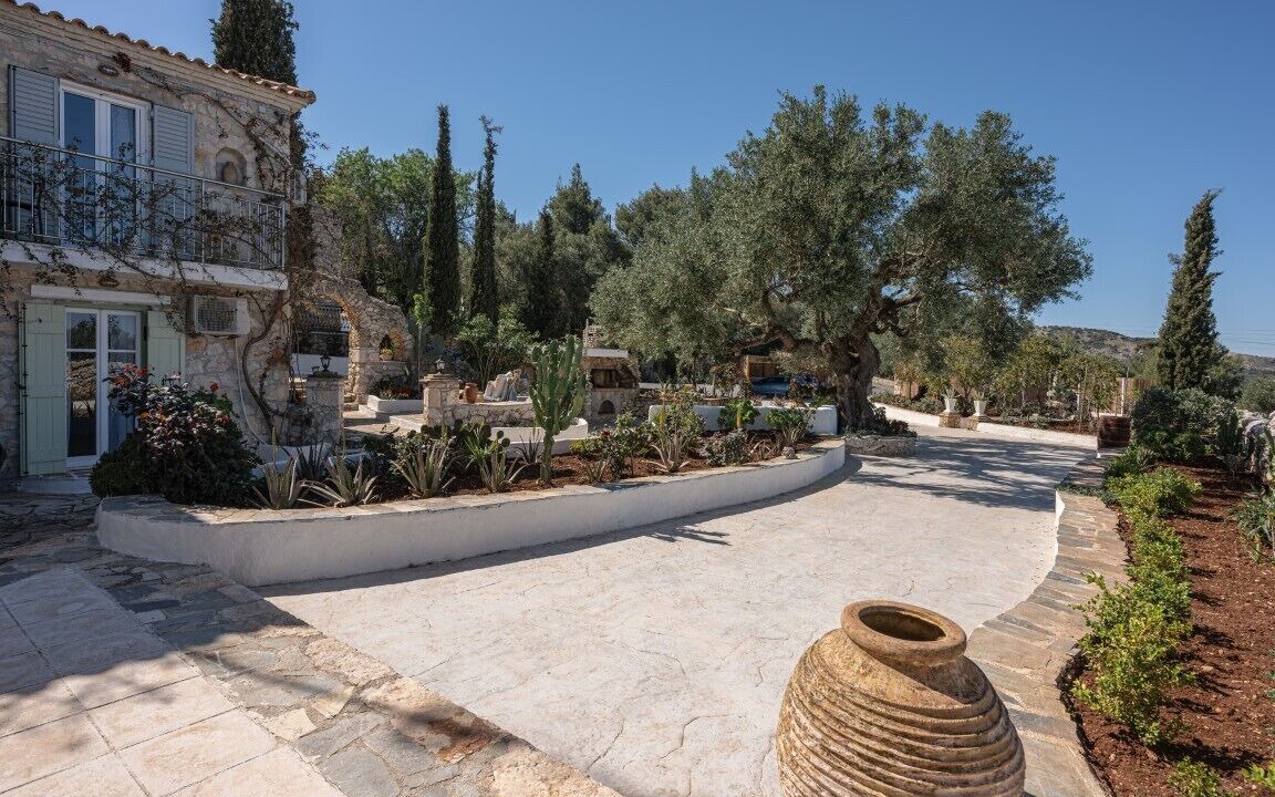 Photo of Outdoor in Skinaria