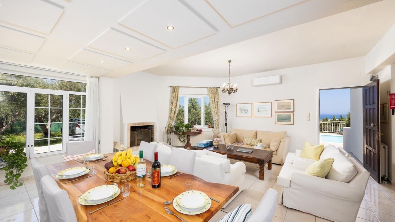 Photo of Livingroom in Filaki