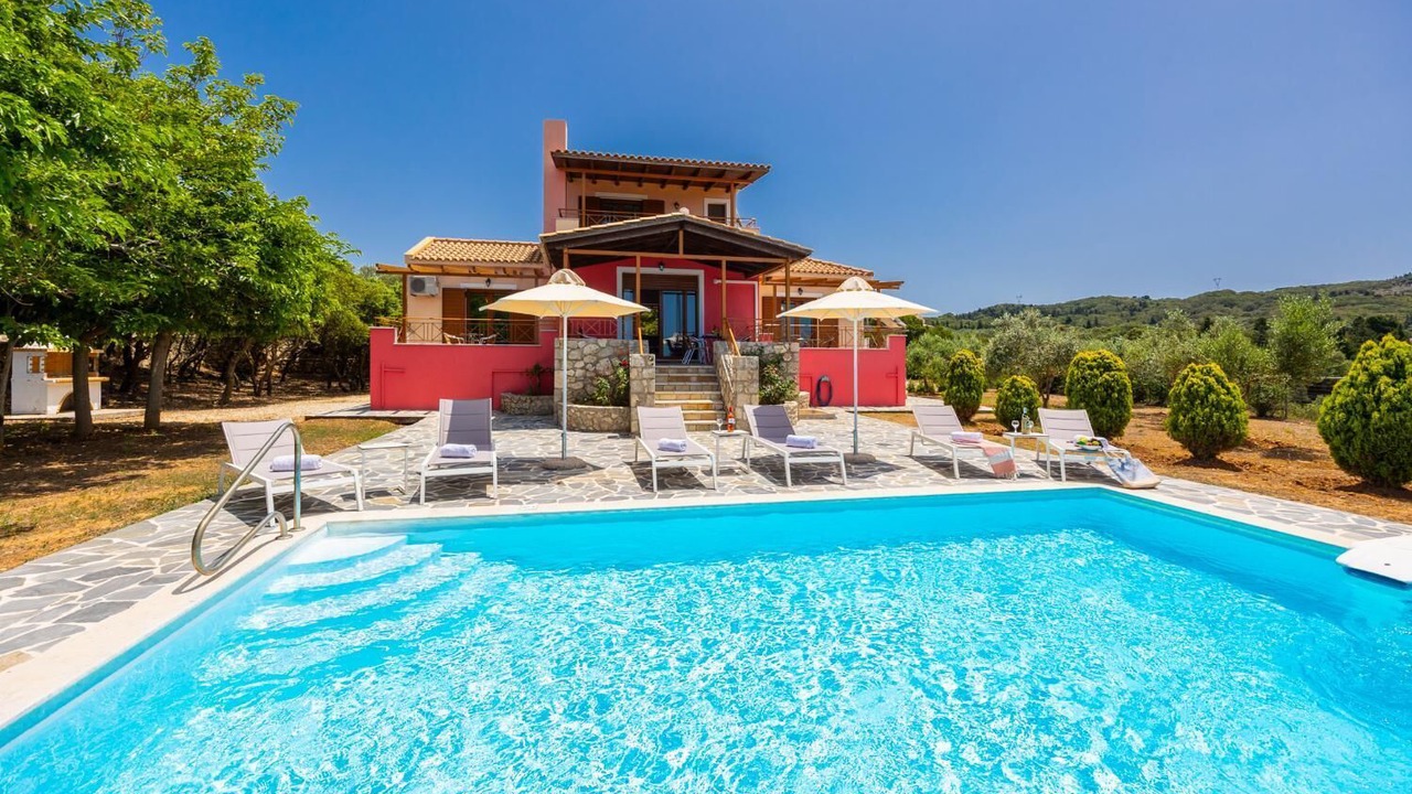 Photo of Outdoor in Mesovounia
