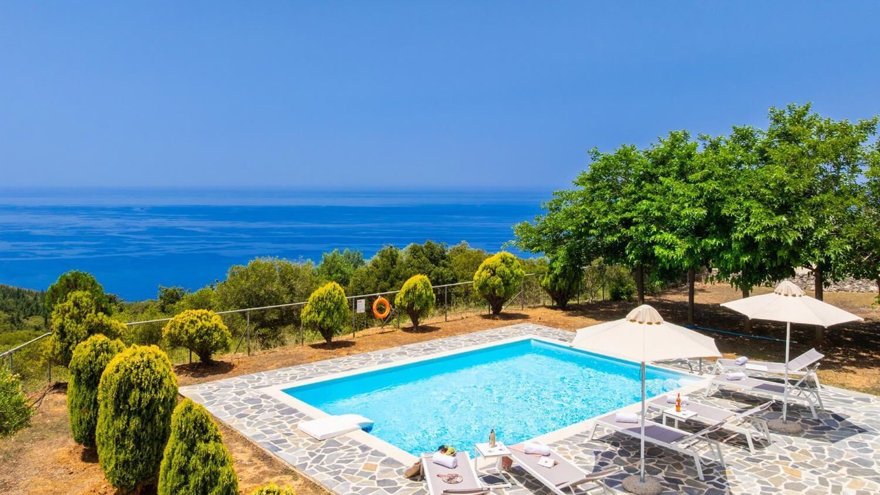 Photo of Outdoor in Mesovounia