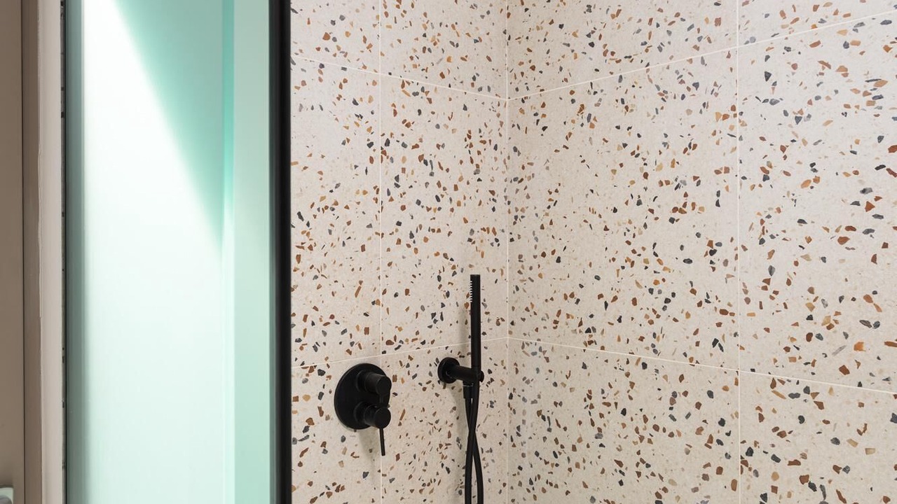 Photo of Bathroom in Maroulas