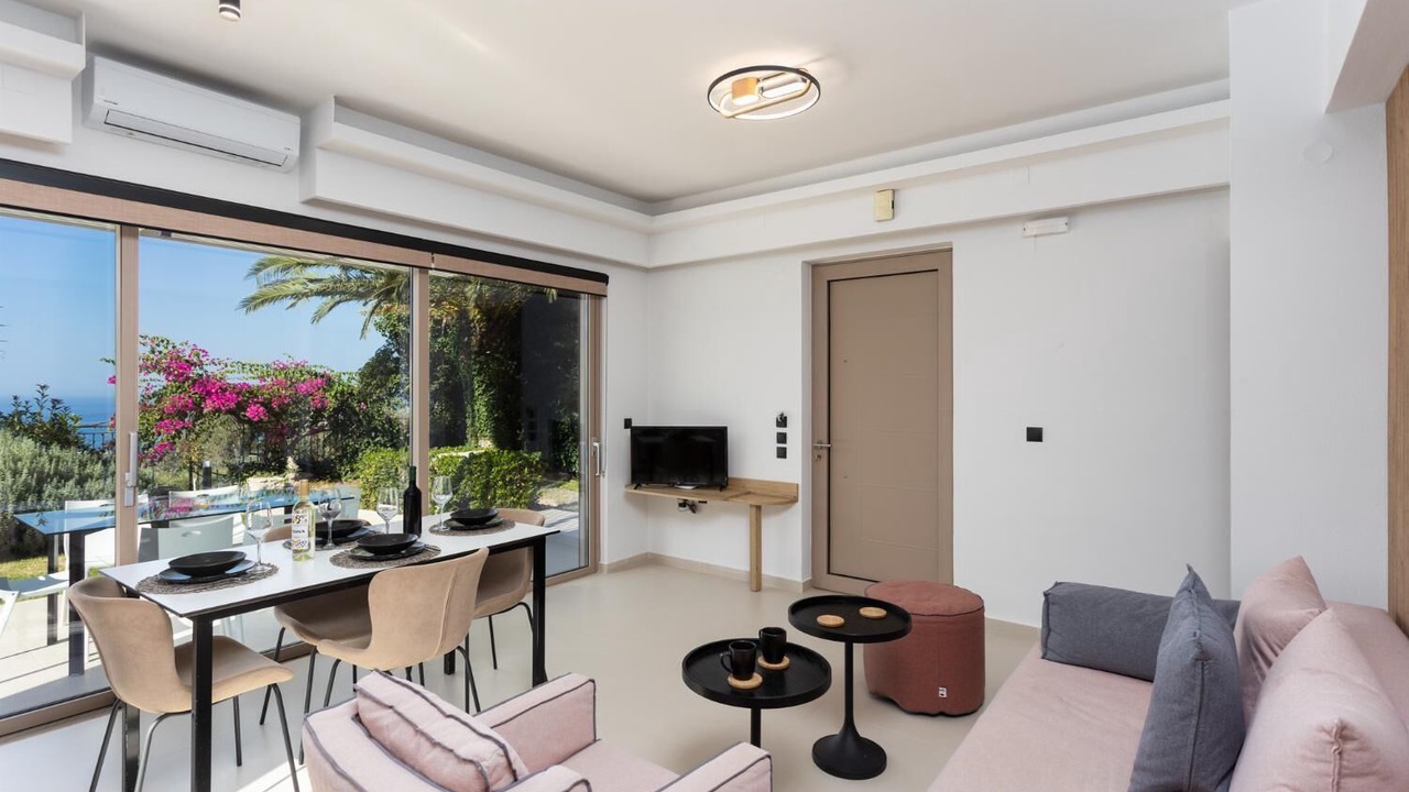 Photo of Bedroom in Maroulas