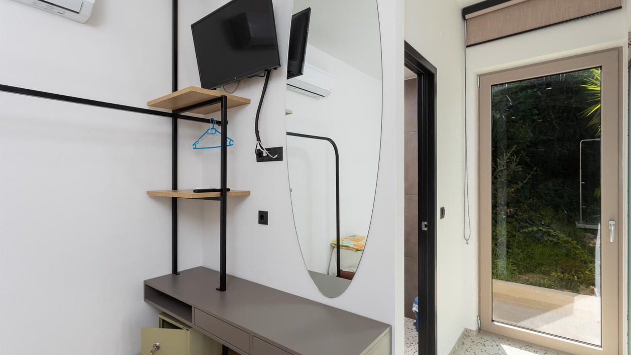 Photo of Bathroom in Maroulas