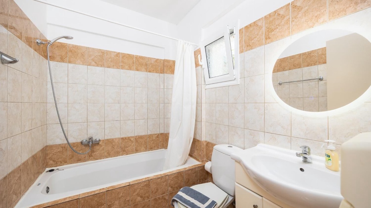 Photo of Bathroom in Kateleios