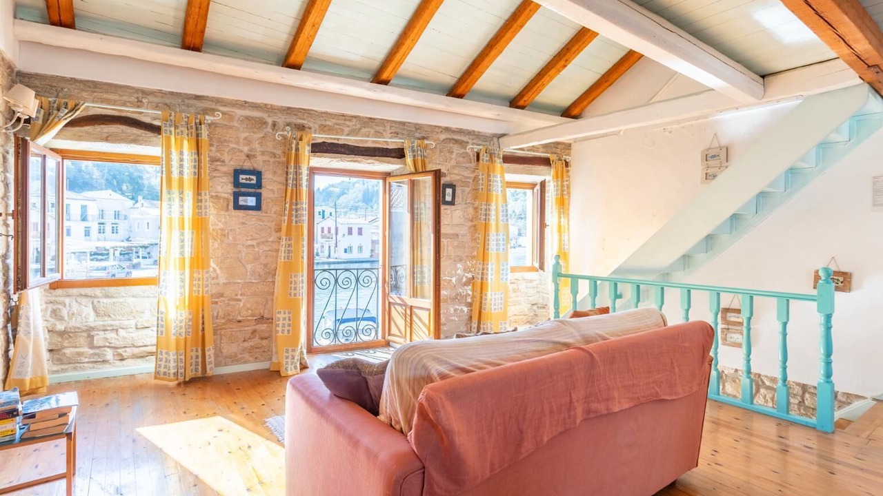 Photo of Bedroom in Longos