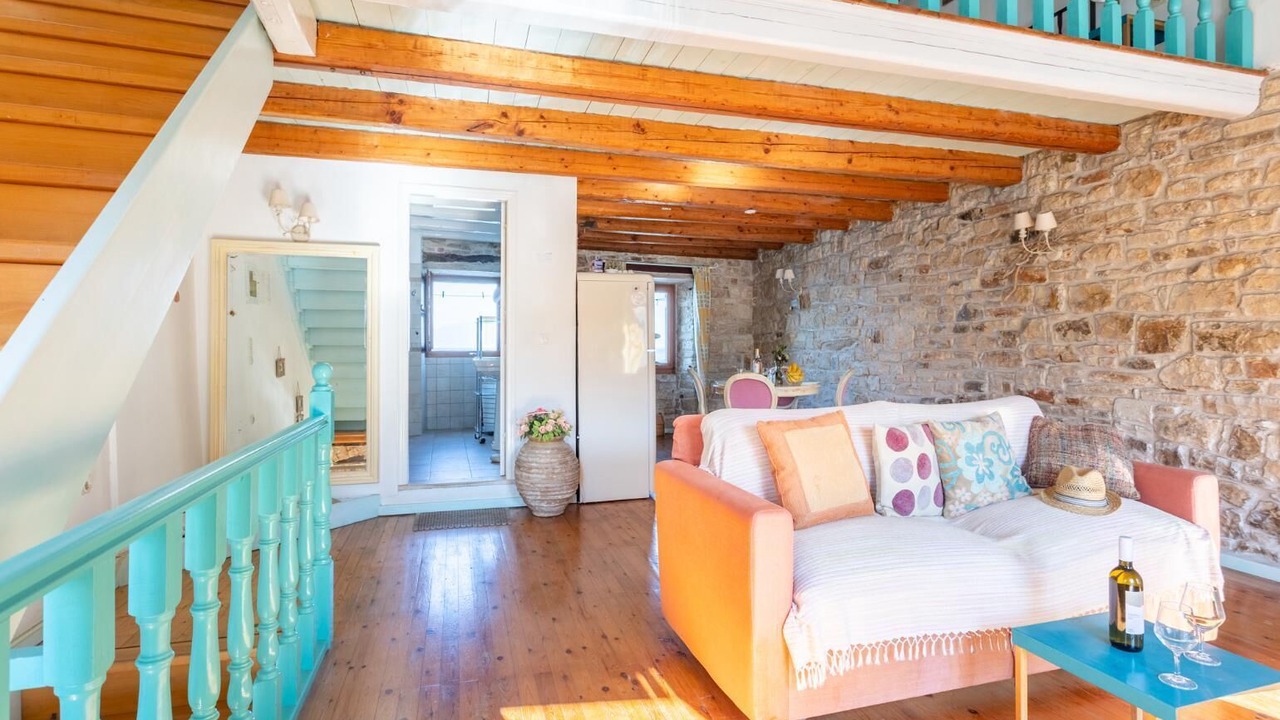 Photo of Bedroom in Longos