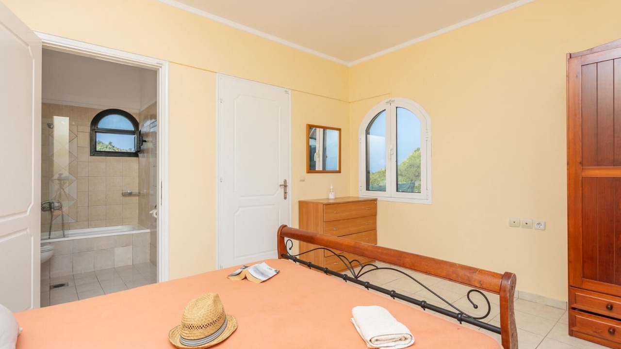 Photo of Bathroom in Lakka