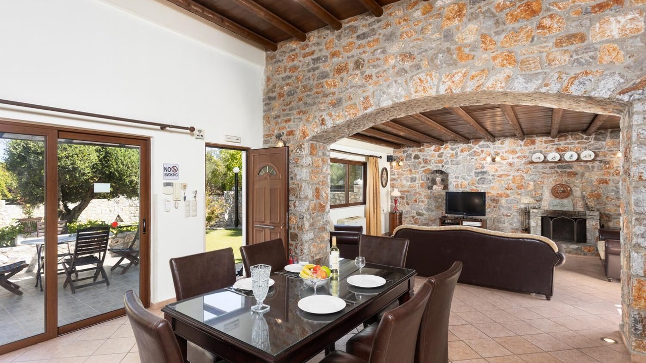 Photo of Livingroom in Tavronitis