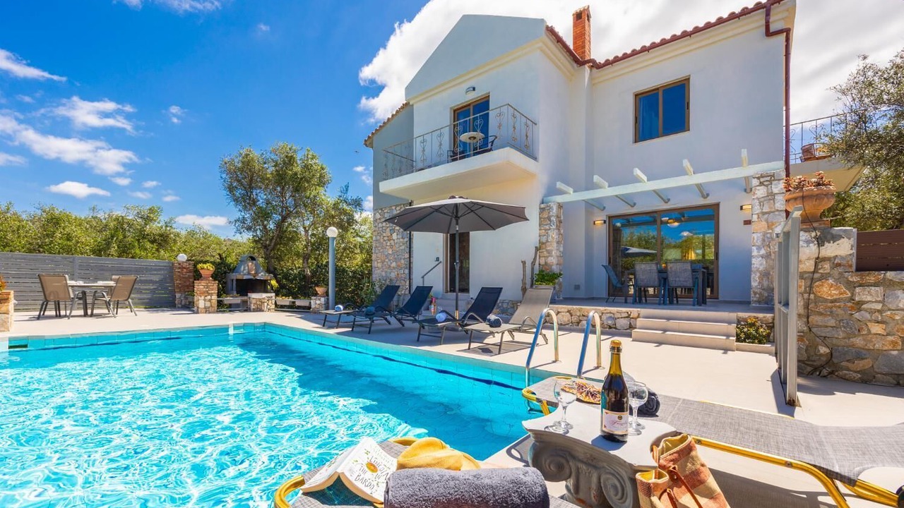Photo of Outdoor in Tavronitis