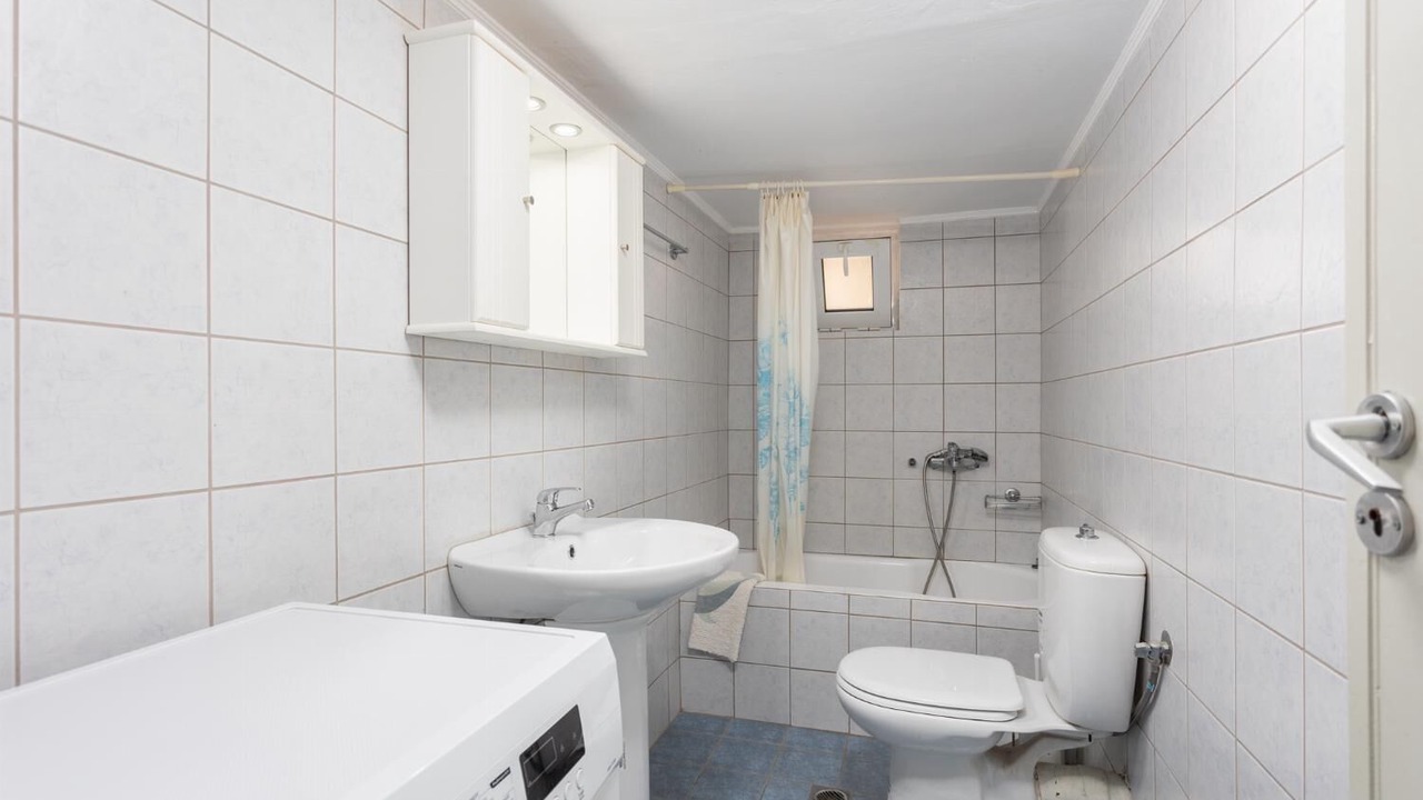 Photo of Bathroom in Kefalas