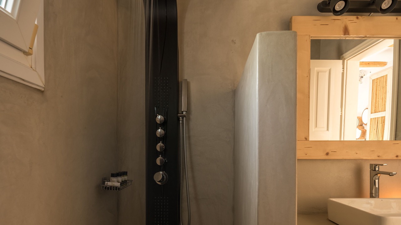 Photo of Bathroom in Ano Mera
