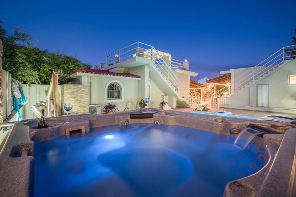 Photo of Patio Balcony in Neromilos