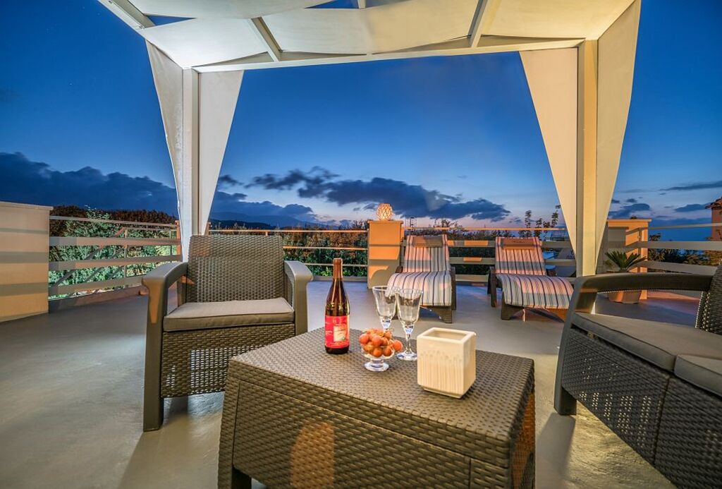 Photo of Patio Balcony in Neromilos