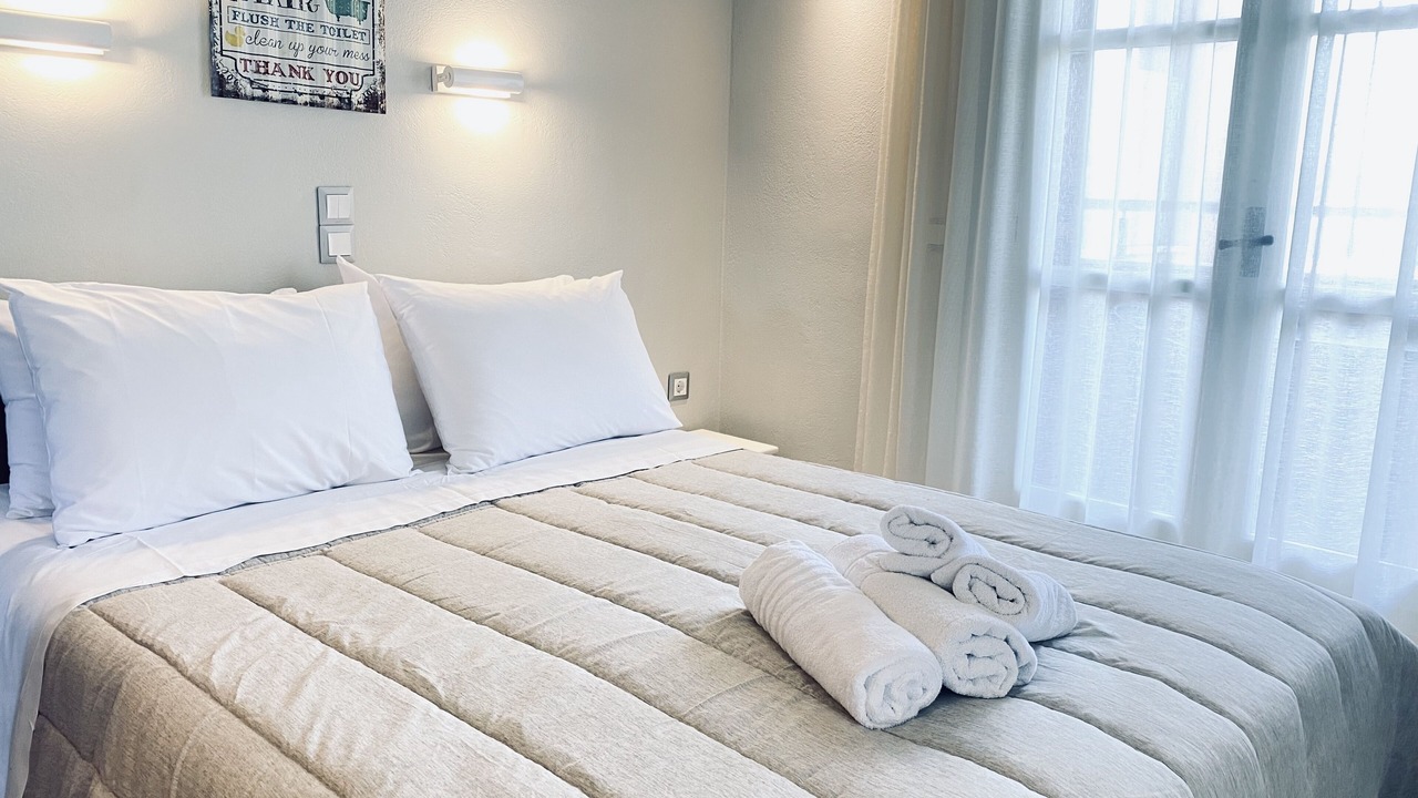 Photo of Bedroom in Almiros Beach