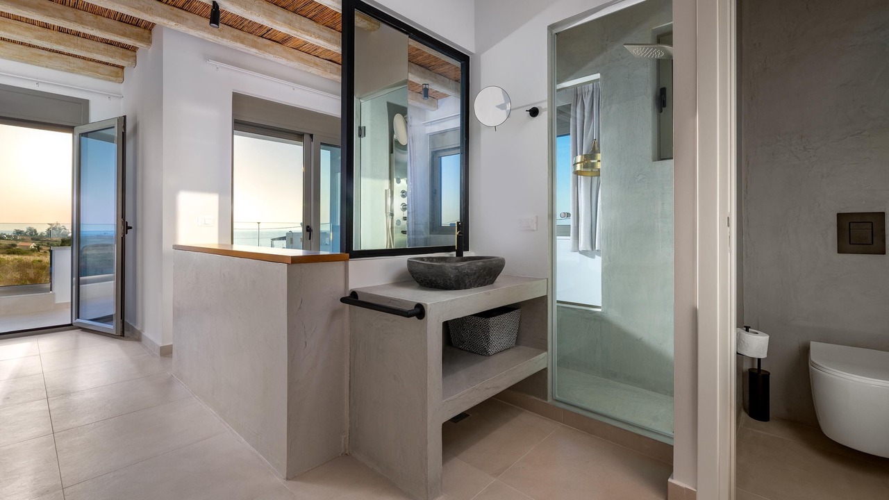Photo of Bathroom in Lahania