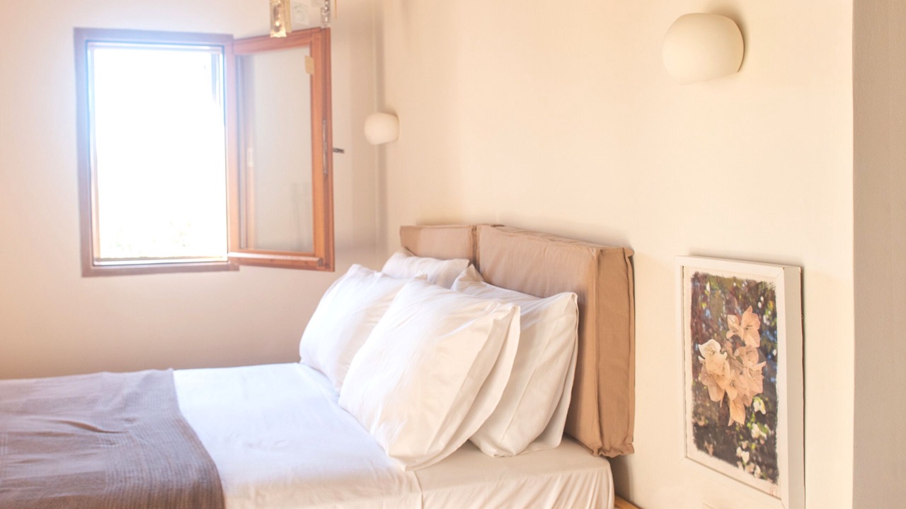 Photo of Bedroom in Exomvourgo