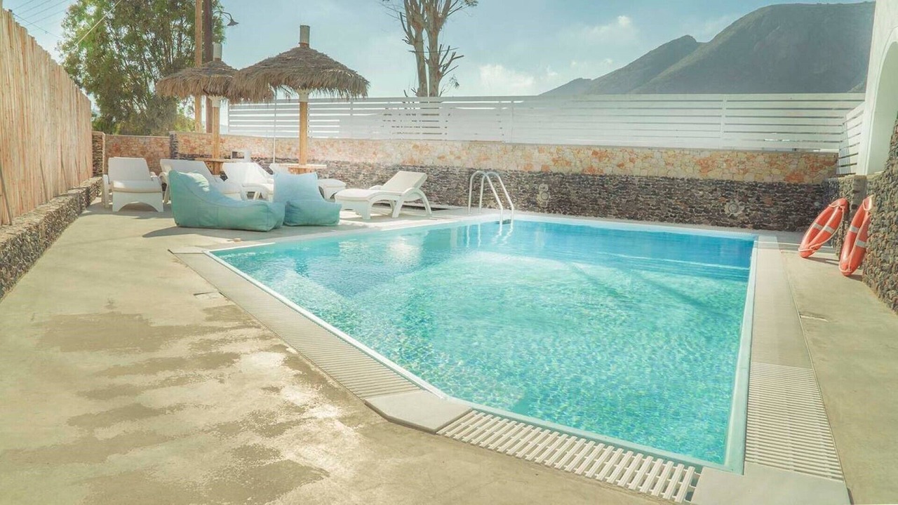 Photo of Outdoor in Perissa