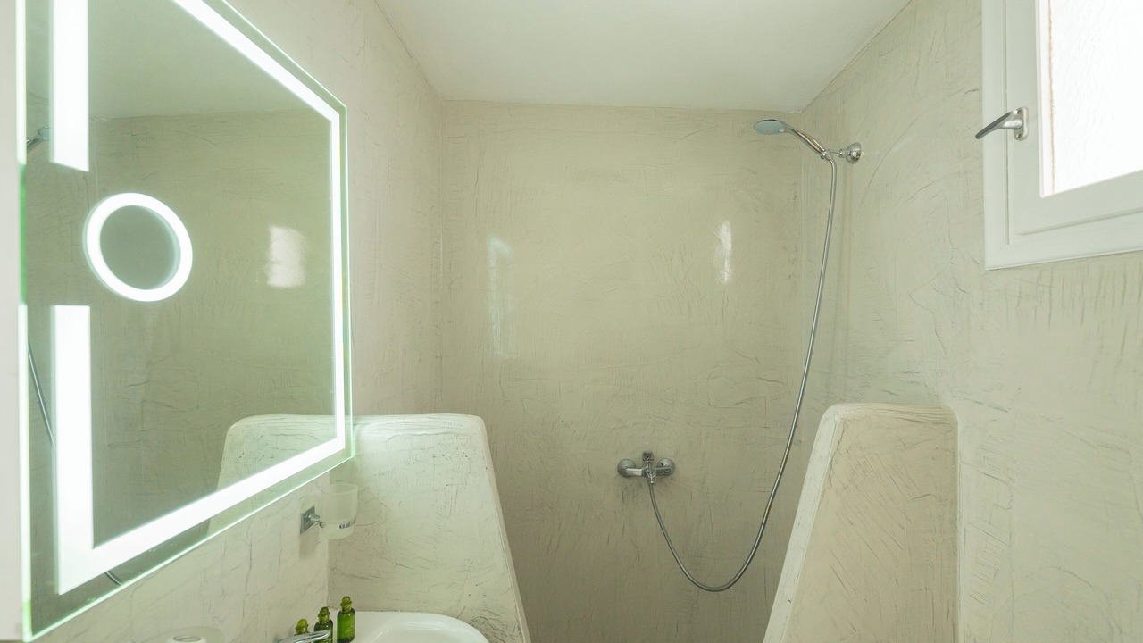 Photo of Bathroom in Perissa