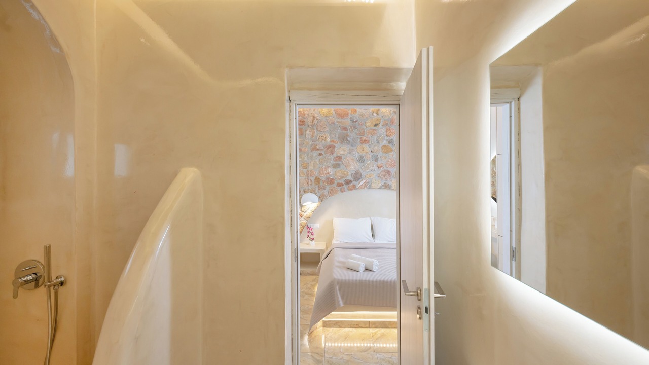 Photo of Bedroom in Perissa