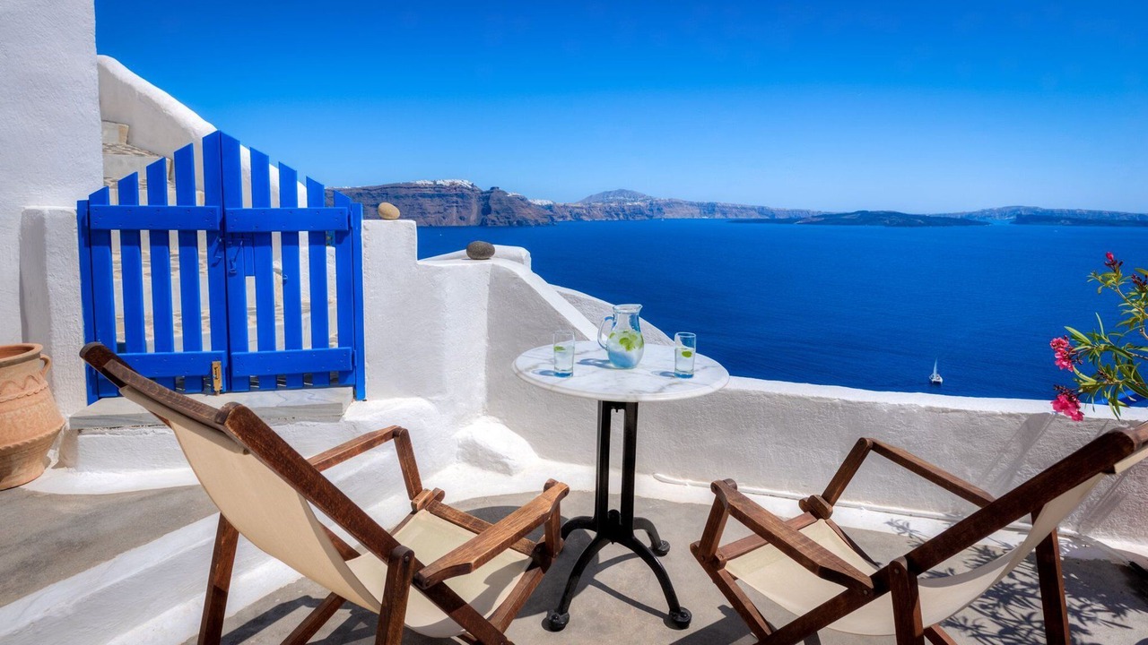 Photo of Others in Oia