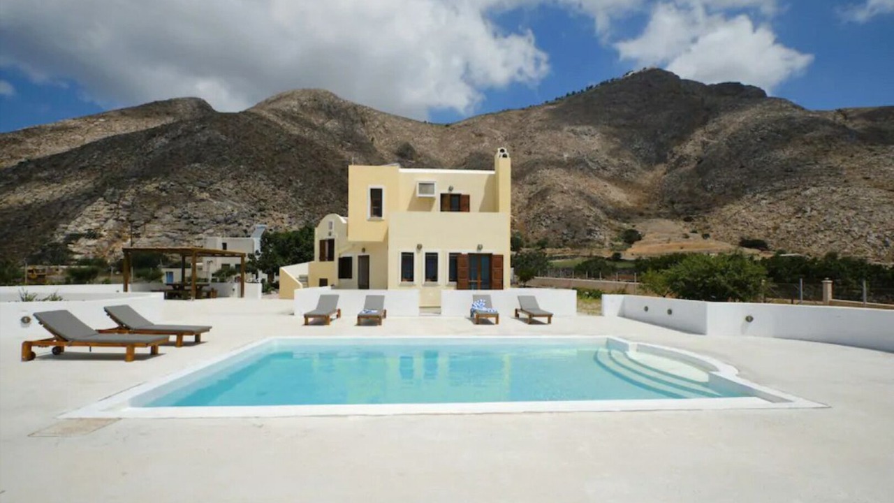 Photo of Outdoor in Perivolos