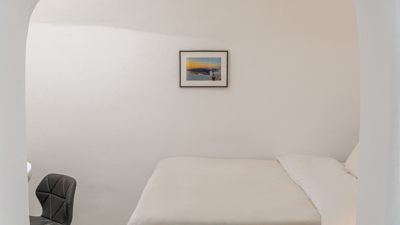 Photo of Bedroom in Firostefani