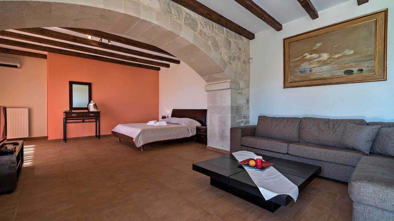 Photo of Bedroom in Kaloniktis