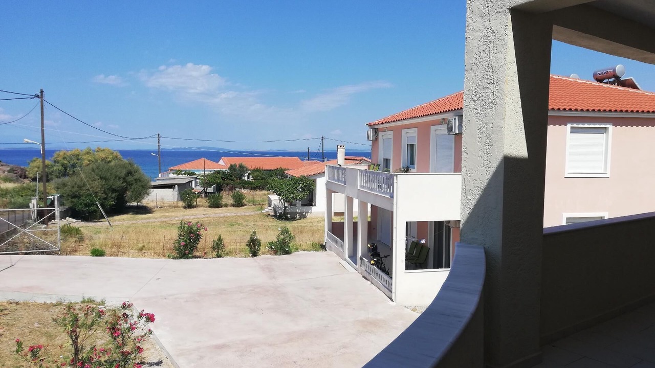 Photo of Patio Balcony in Skala Neon Kidonion