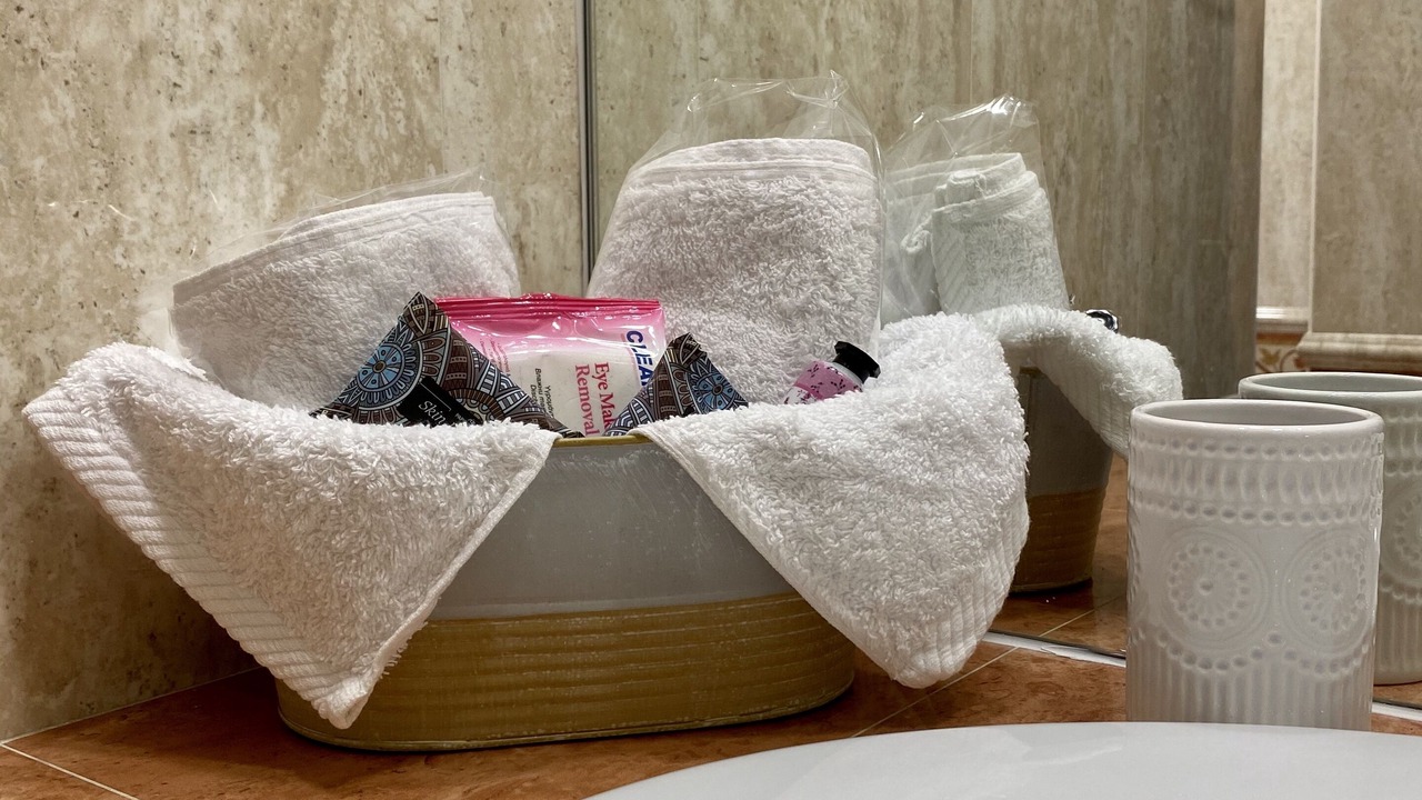 Photo of Bathroom in Pella Region