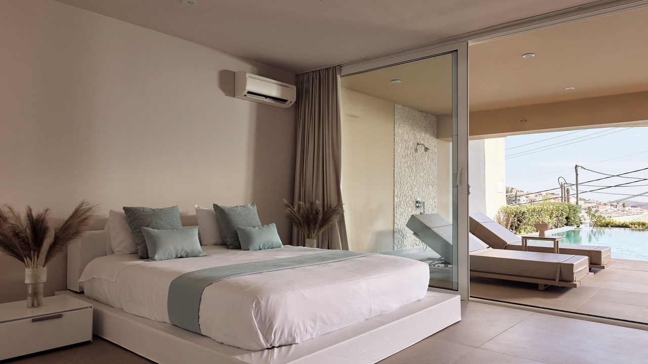 Photo of Bedroom in Voula