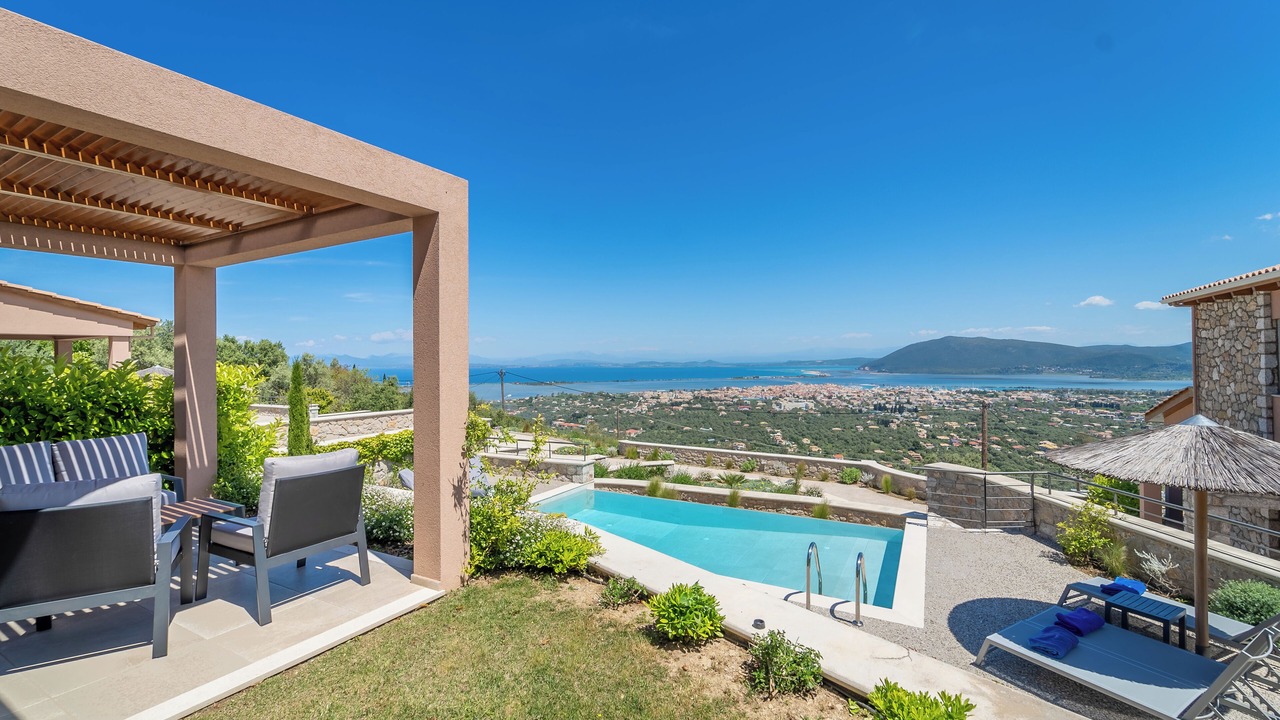 Photo of Outdoor in Apolpaina
