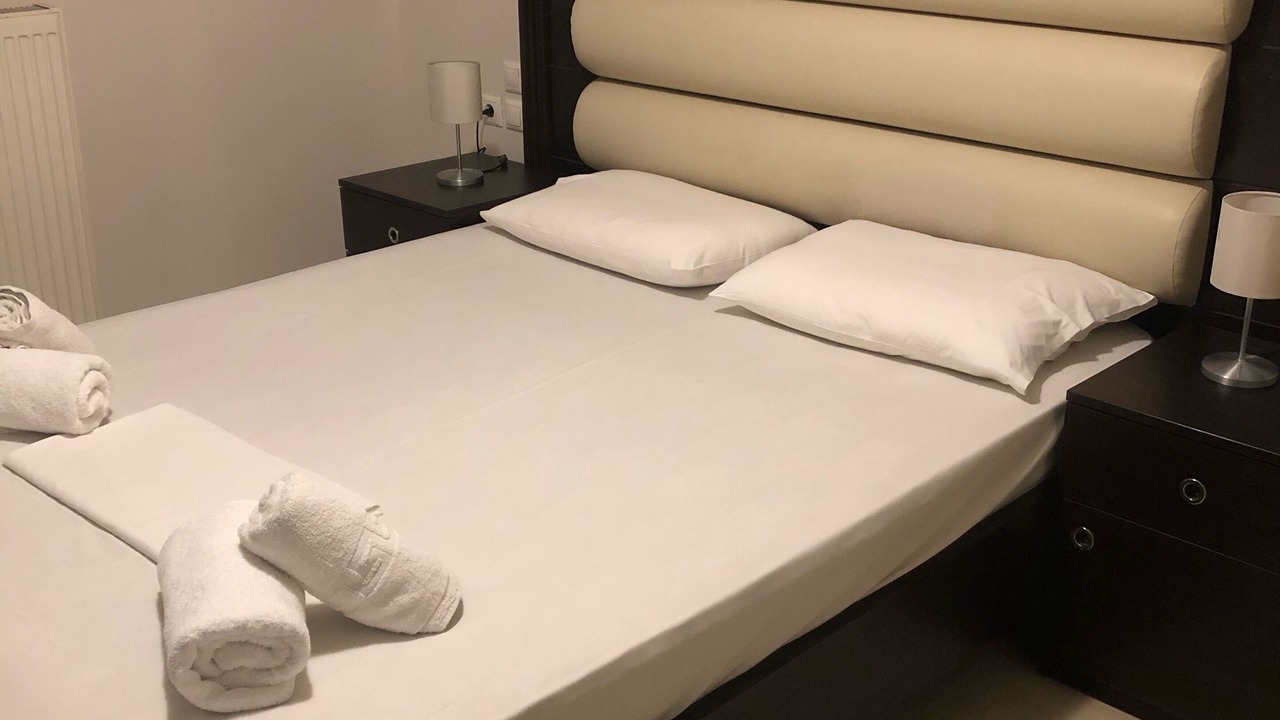 Photo of Bedroom in Pigadhakia