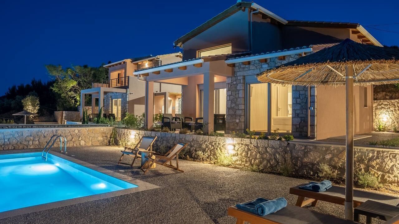 Photo of Outdoor in Apolpaina