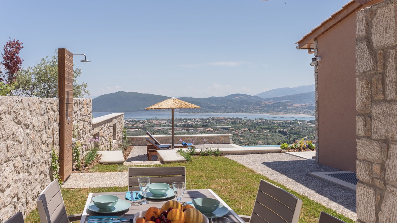 Photo of Outdoor in Apolpaina