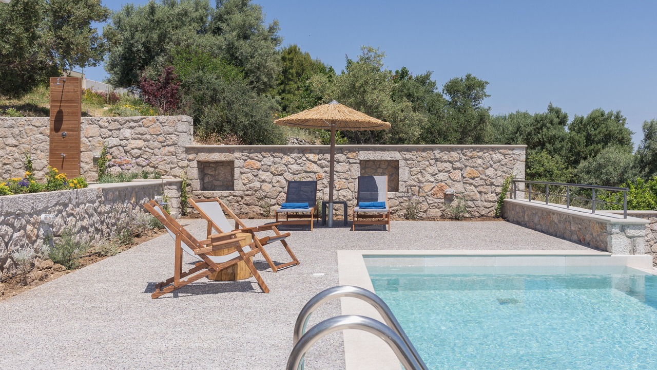 Photo of Outdoor in Apolpaina