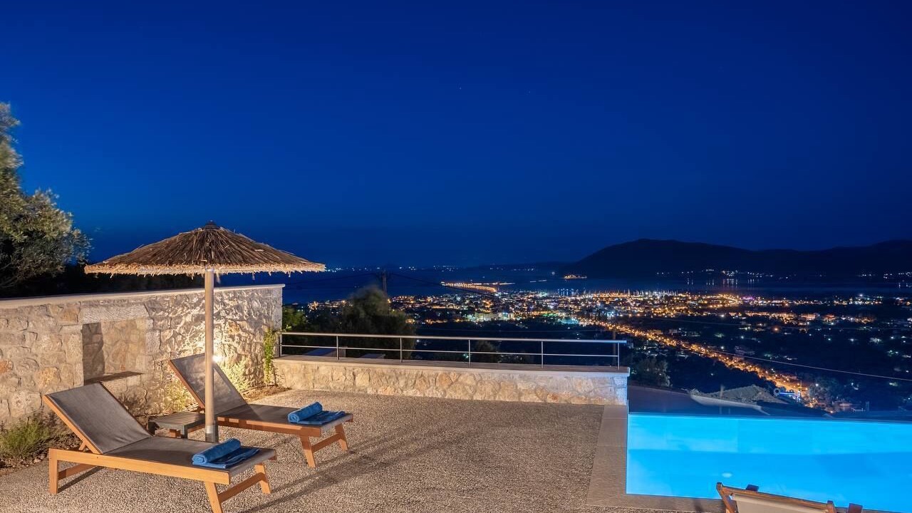 Photo of Outdoor in Apolpaina