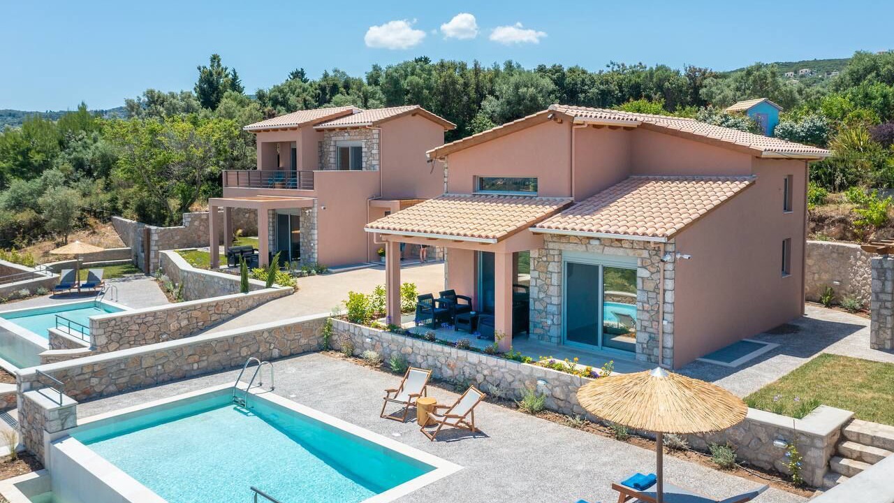 Photo of Outdoor in Apolpaina