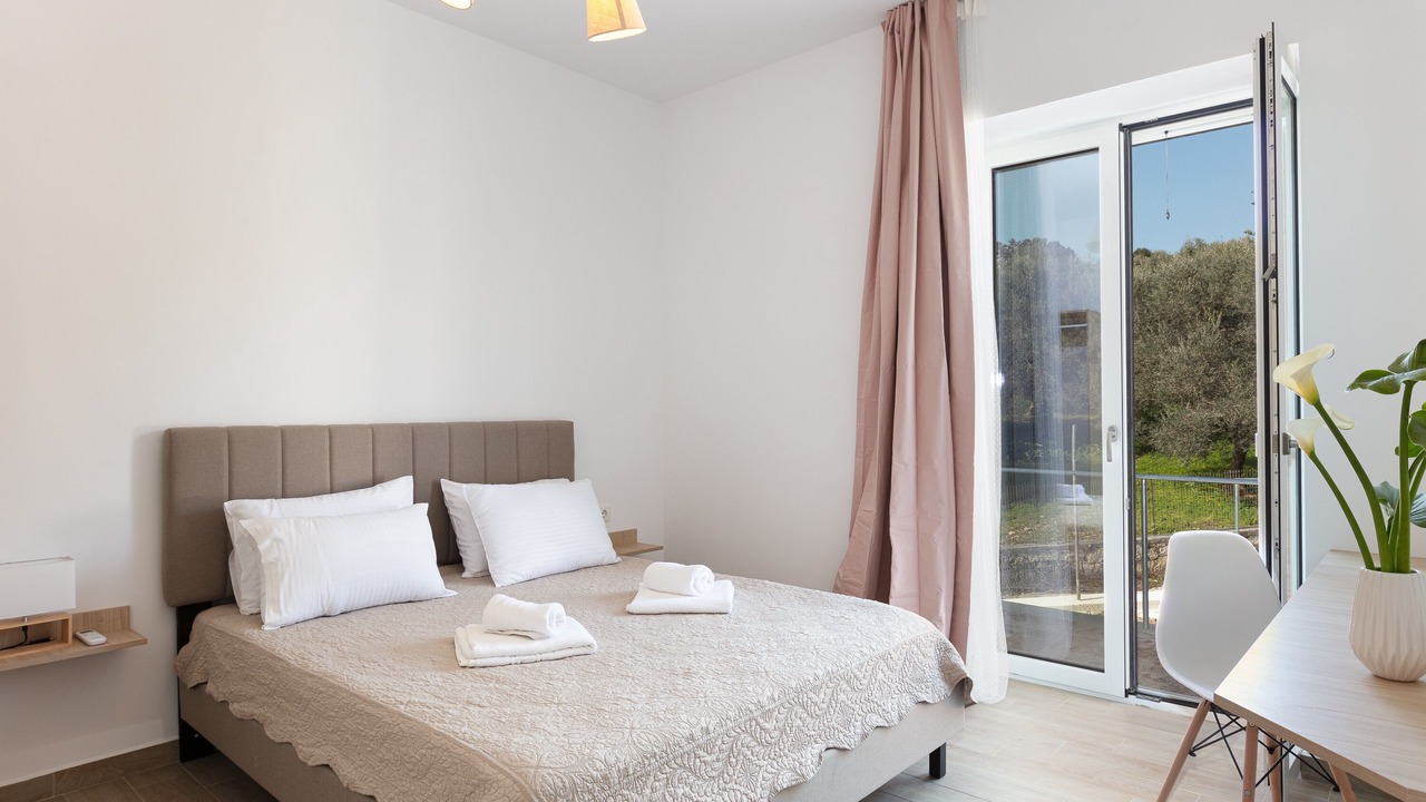 Photo of Bedroom in Monopari