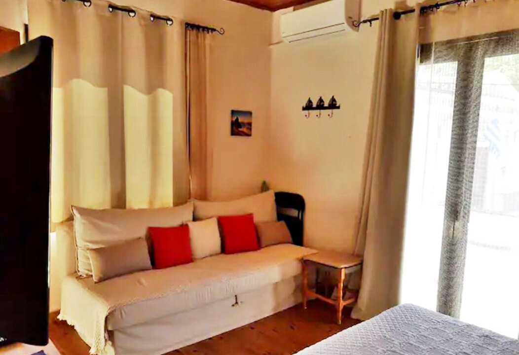 Photo of Bedroom in Longos