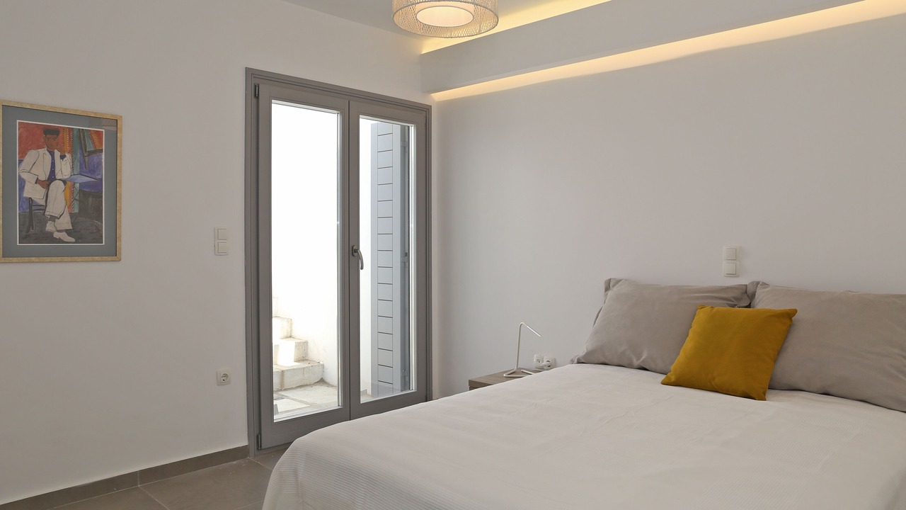 Photo of Bedroom in Paleopolis