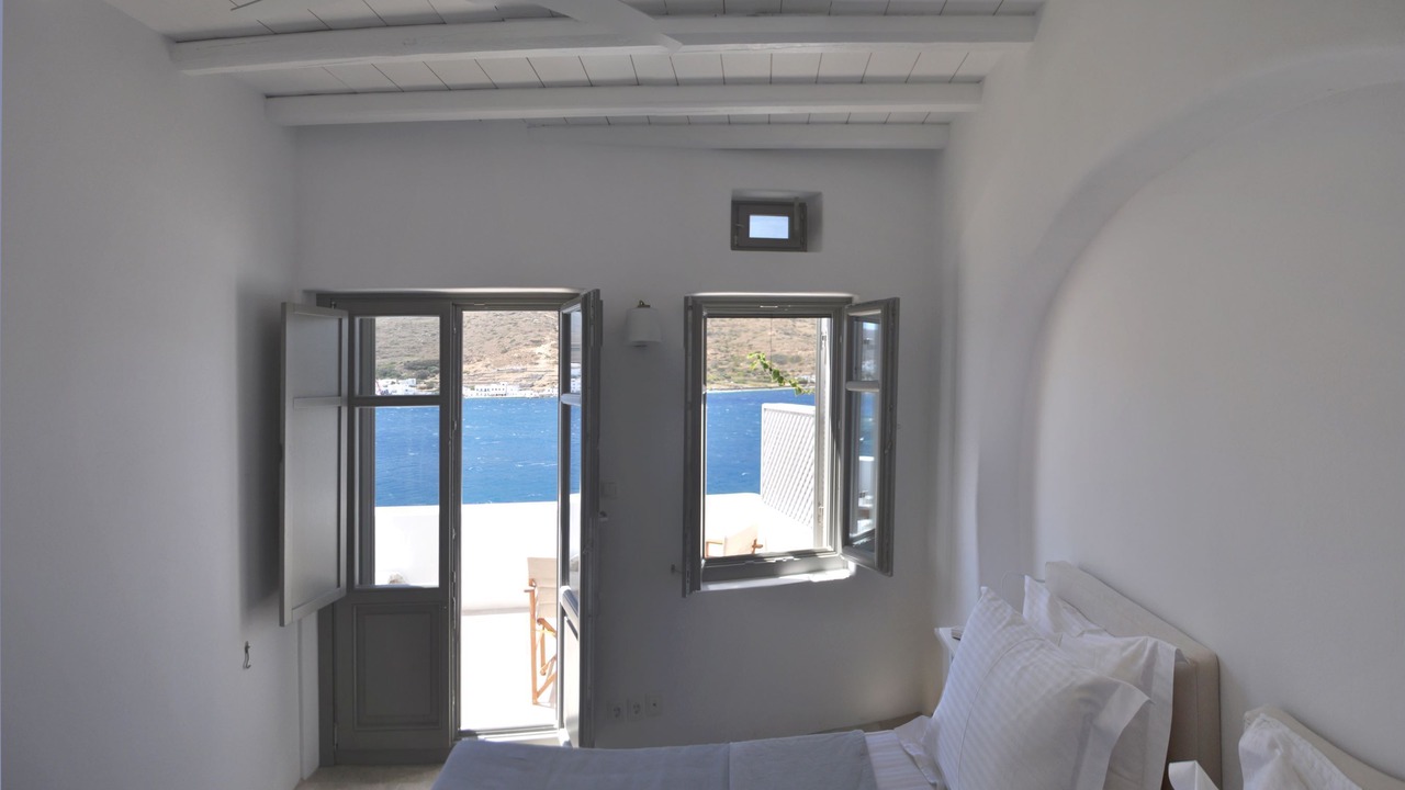 Photo of Bedroom in Katapola