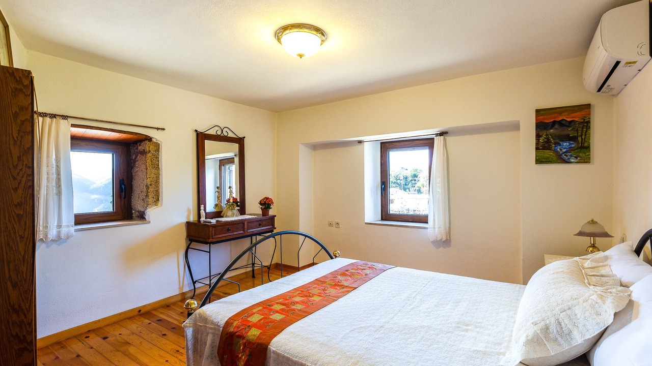 Photo of Bedroom in Monopari