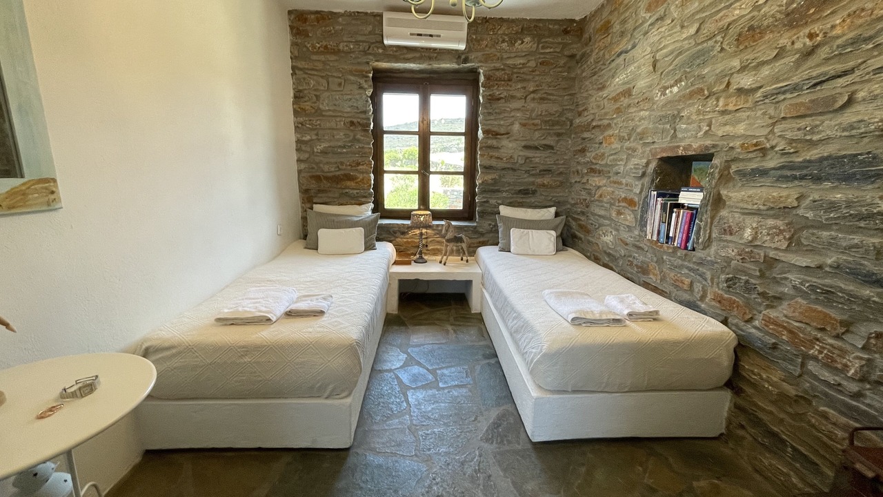 Photo of Bedroom in Koundouros