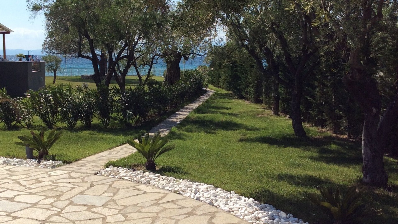 Photo of Outdoor in Prinos