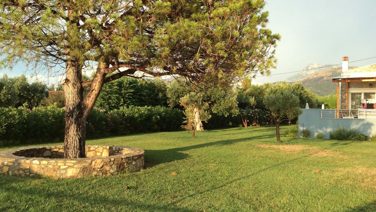 Photo of Outdoor in Prinos