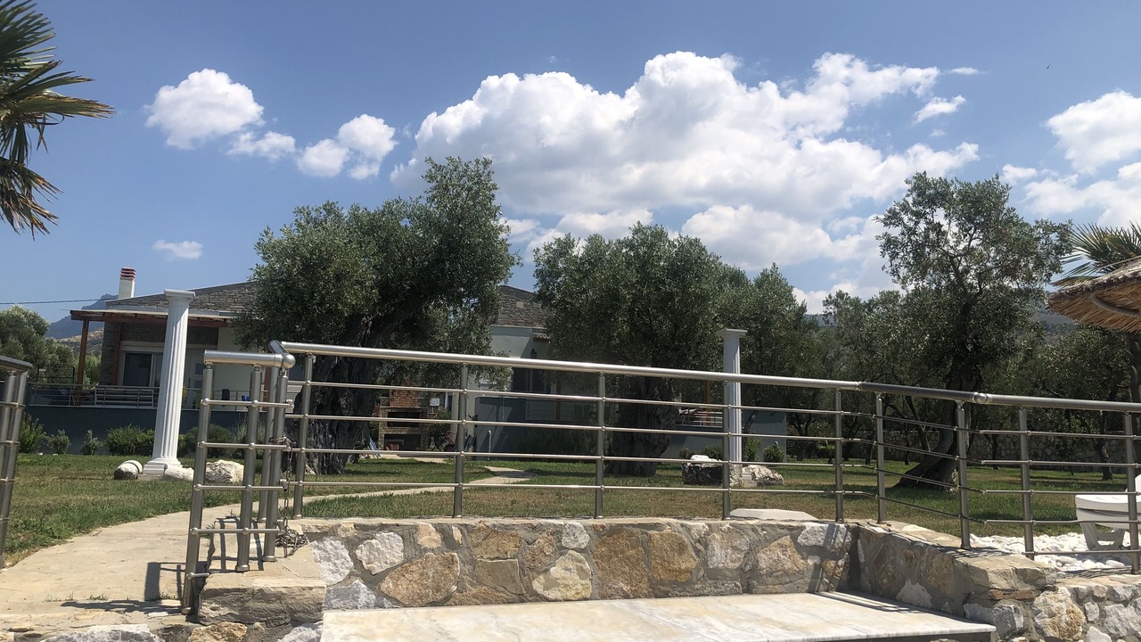 Photo of Outdoor in Prinos