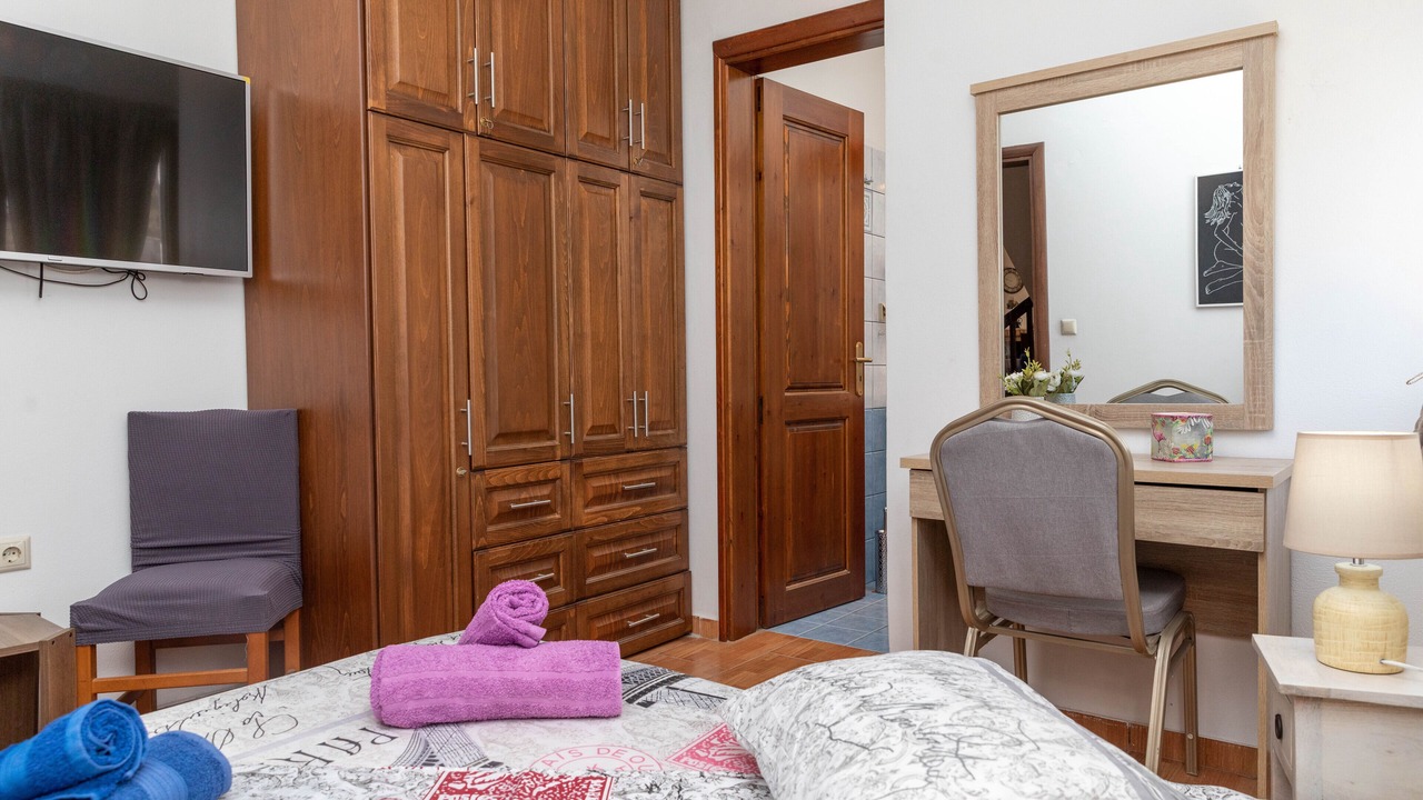 Photo of Bedroom in Naxos Town